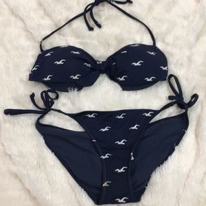 HOLLISTER bikini size small TOP & BOTTOM